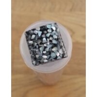 Schwarz mit silber, quadratisch, 18 mm